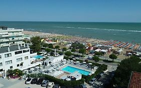 Hotel Promenade Universale